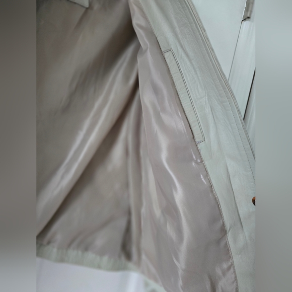 Original Leather Jacket in light Gray size 12 ( fit a M size but not a L) - Picture 6 of 6